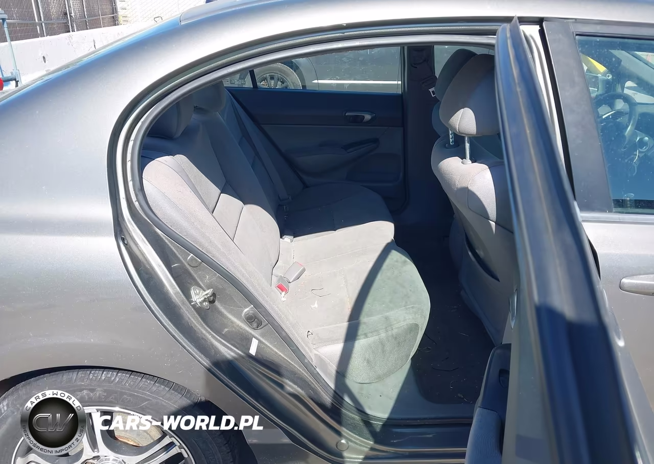 2007 Honda Civic Lx VIN:1HGFA15507L130968 - 8