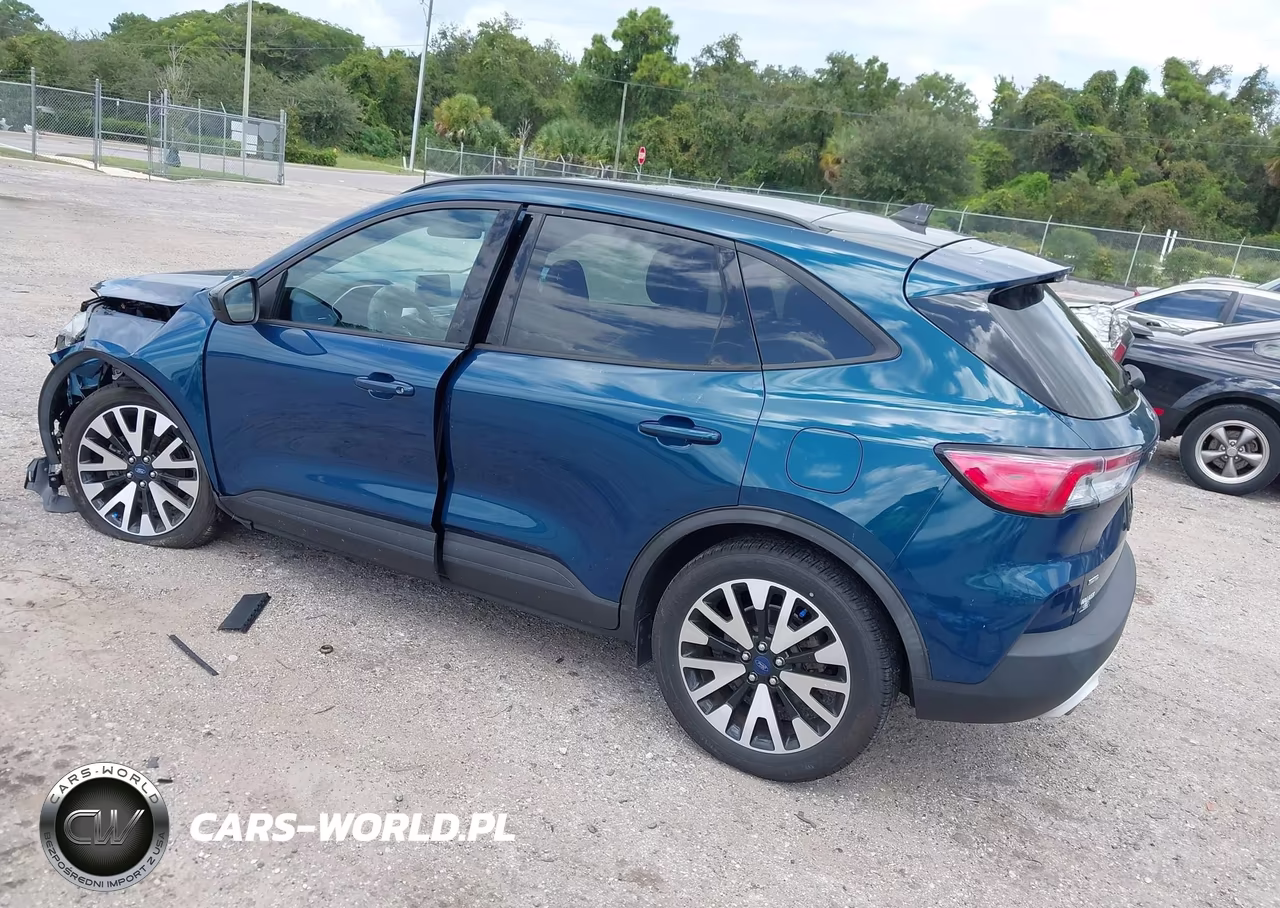 2020 Ford Escape Se Sport Hybrid VIN:1FMCU0BZ7LUB38690 - 3