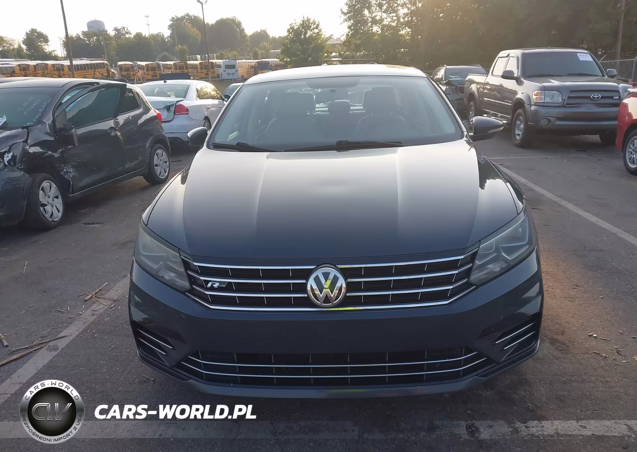 2017 Volkswagen Passat 1.8T R-Line VIN:1VWDT7A39HC074423 - 12