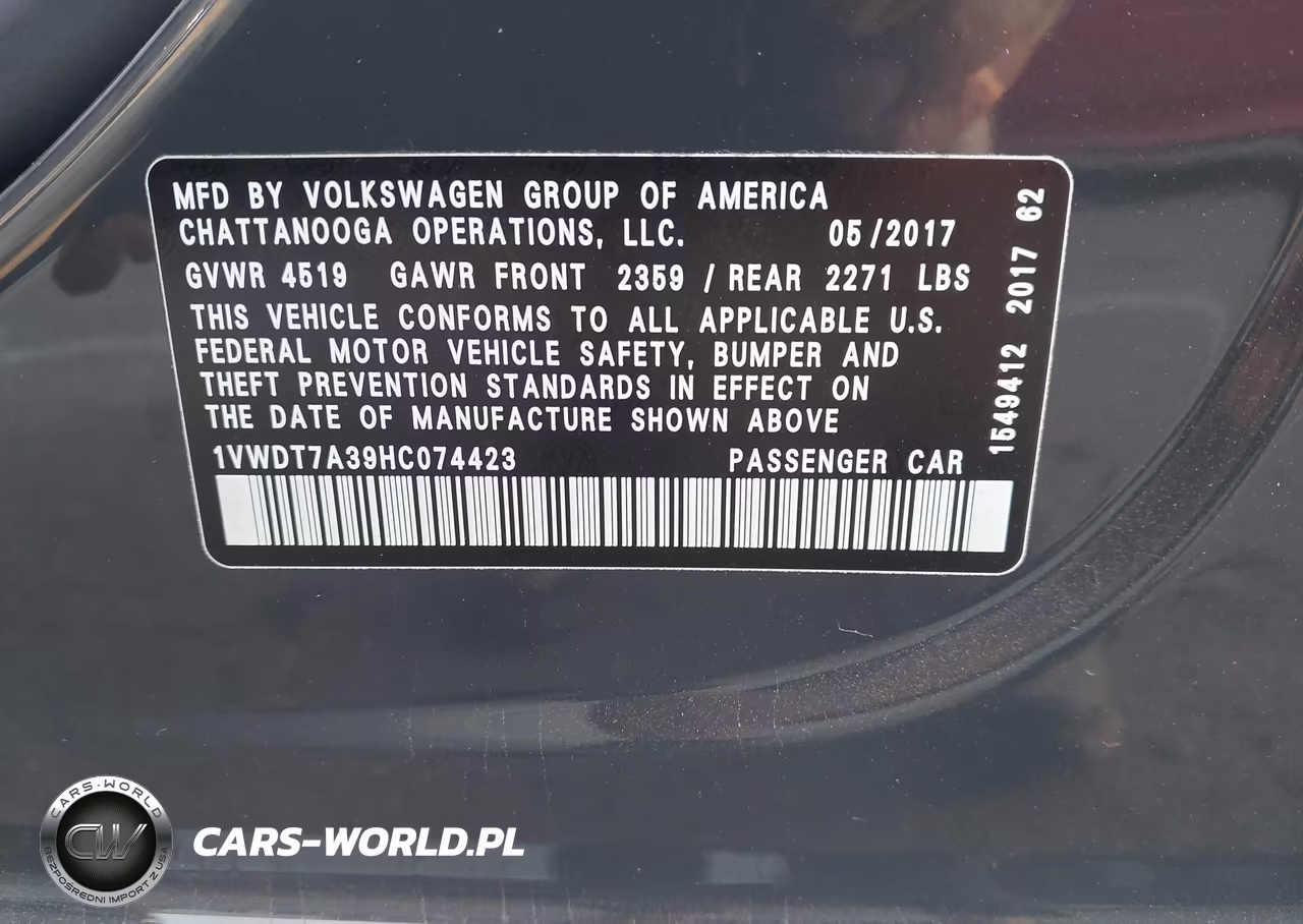2017 Volkswagen Passat 1.8T R-Line VIN:1VWDT7A39HC074423 - 9
