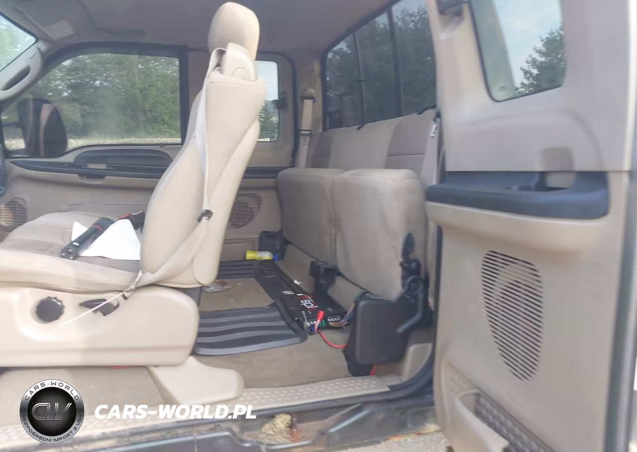 2005 Ford F-250 Lariat-Xl-Xlt VIN:1FTSX21P45EB80900 - 8