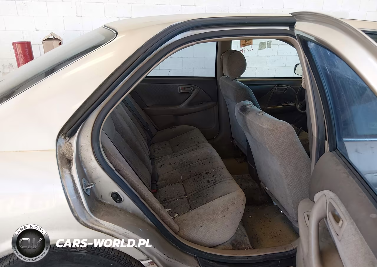 2000 Toyota Camry Le VIN:JT2BG22K4Y0434263 - 8