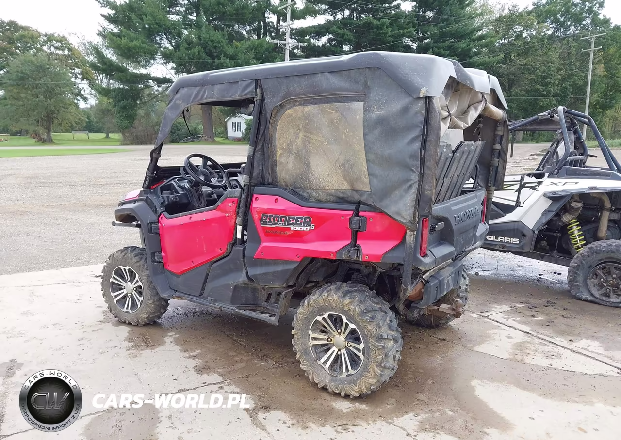 2018 Honda Sxs1000 M5 VIN:1HFVE042XJ4203318 - 3