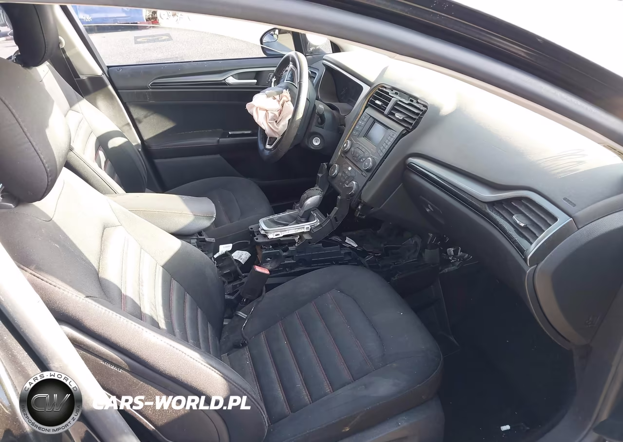 2014 Ford Fusion Se VIN:3FA6P0H97ER285415 - 5