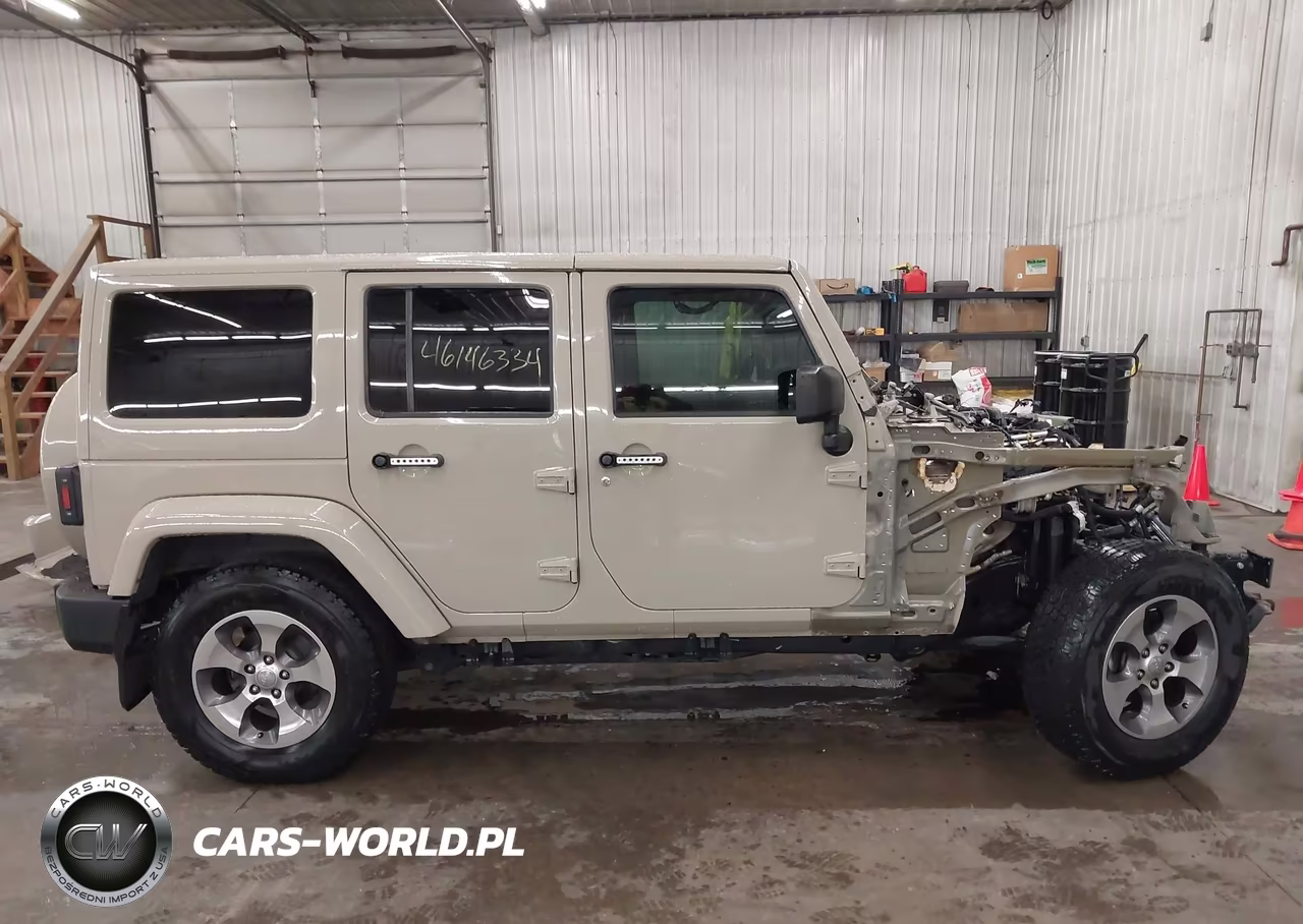 2017 Jeep Wrangler Unlimited Sahara VIN:1C4BJWEG8HL627750 - 13