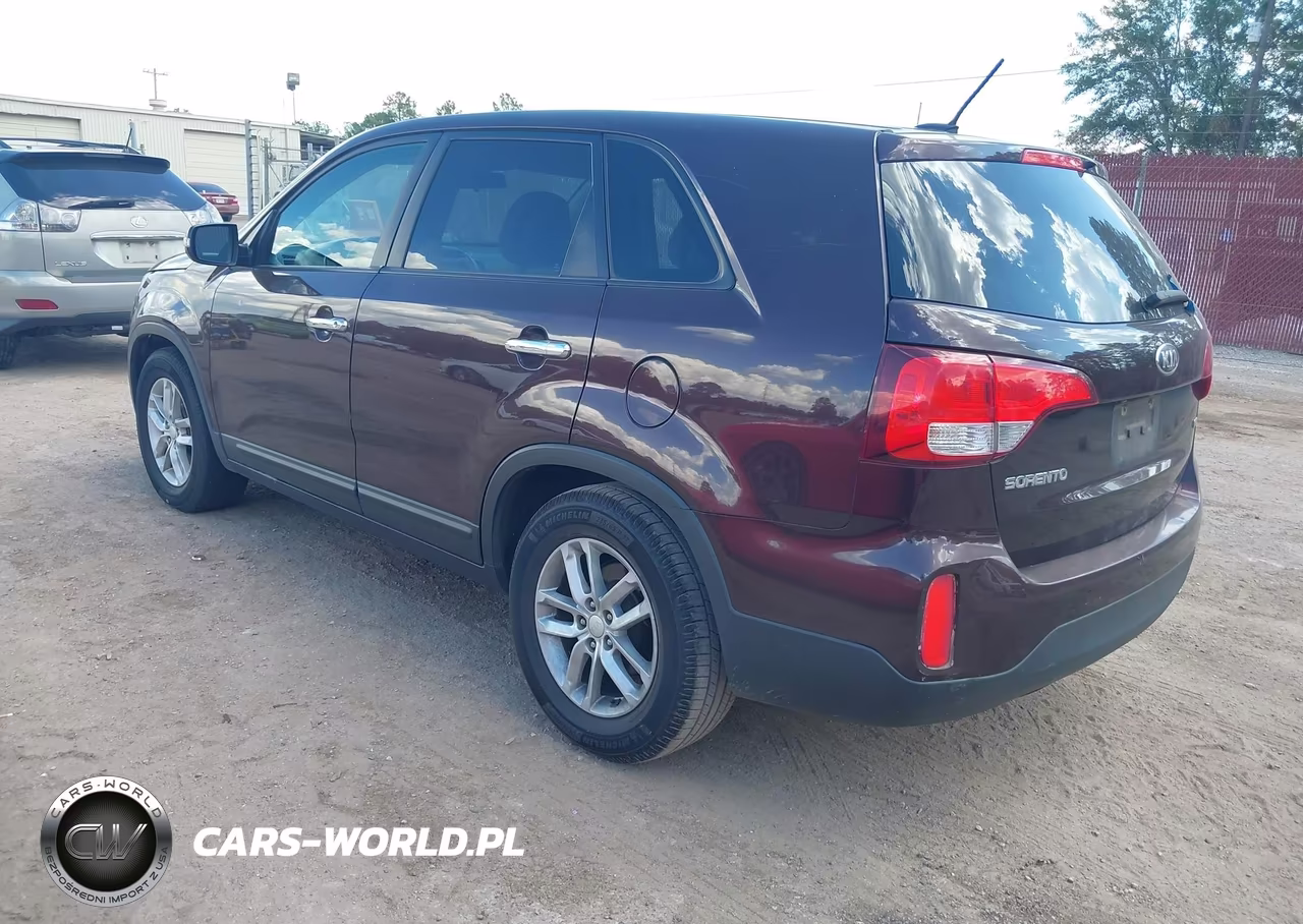 2014 Kia Sorento Lx VIN:5XYKT4A64EG425295 - 3