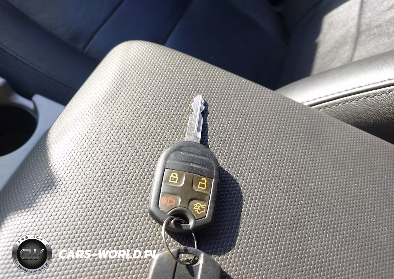 2009 Ford Escape Xlt VIN:1FMCU03G09KA20630 - 11
