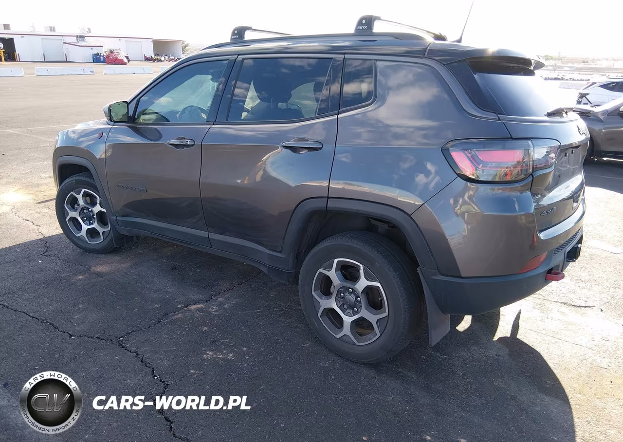 2022 Jeep Compass Trailhawk 4X4 VIN:3C4NJDDB7NT149764 - 3