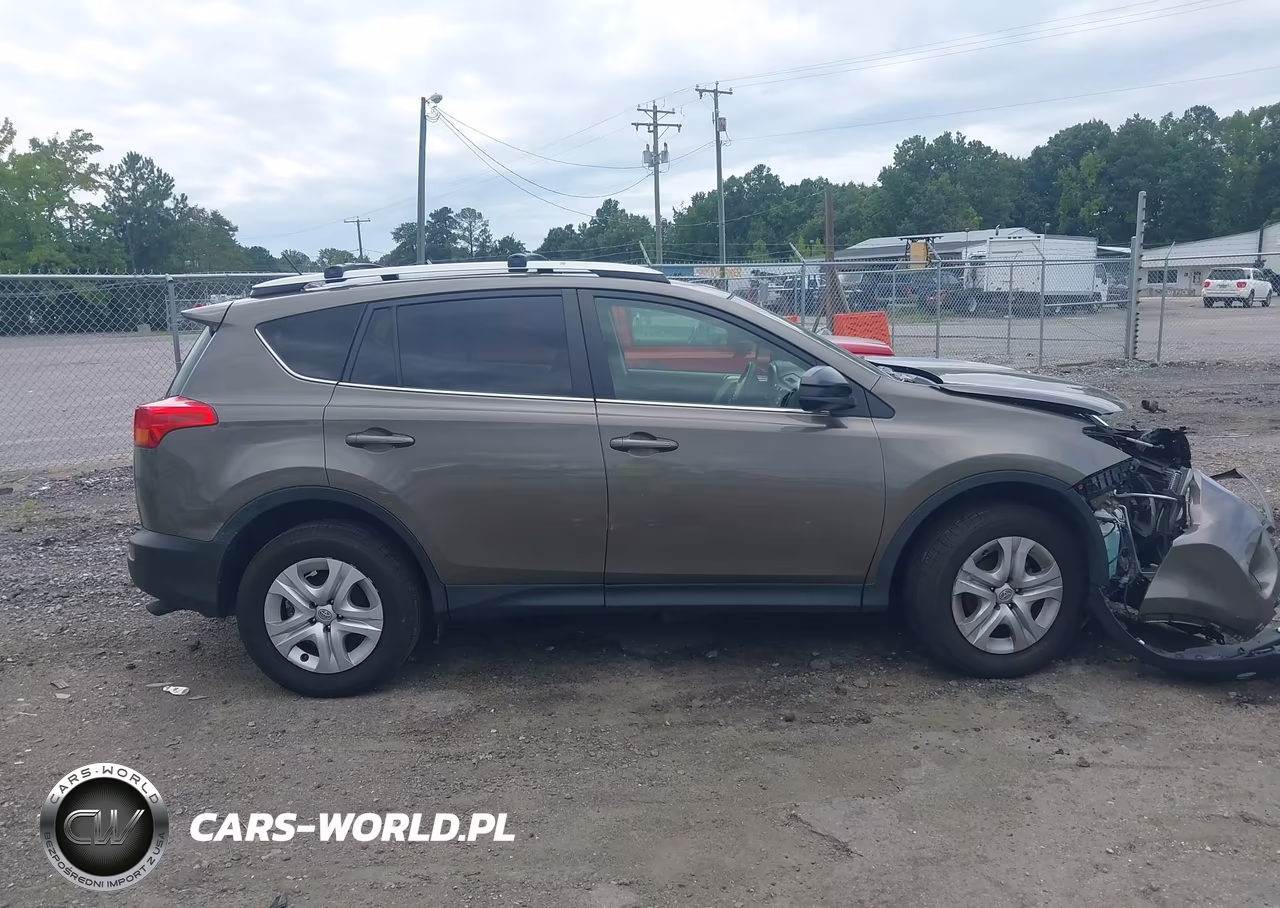 2015 Toyota Rav4 Le VIN:JTMBFREV8FD139956 - 13