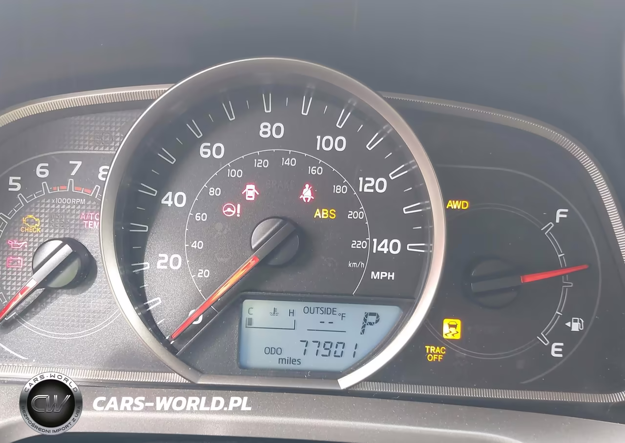 2015 Toyota Rav4 Le VIN:JTMBFREV8FD139956 - 15