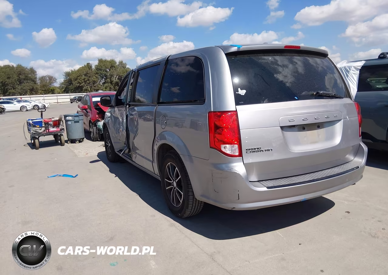 2018 Dodge Grand Caravan Se Plus VIN:2C4RDGBG0JR156531 - 3