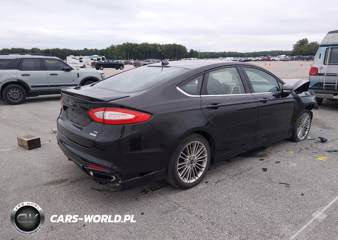 2015 Ford Fusion Se VIN:3FA6P0H9XFR291100 - 4