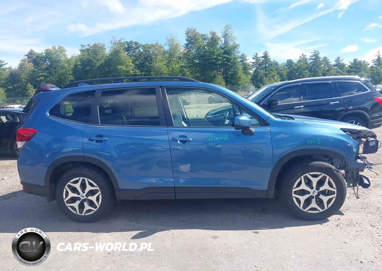 2021 Subaru Forester Premium VIN:JF2SKAJC0MH412154 - 14