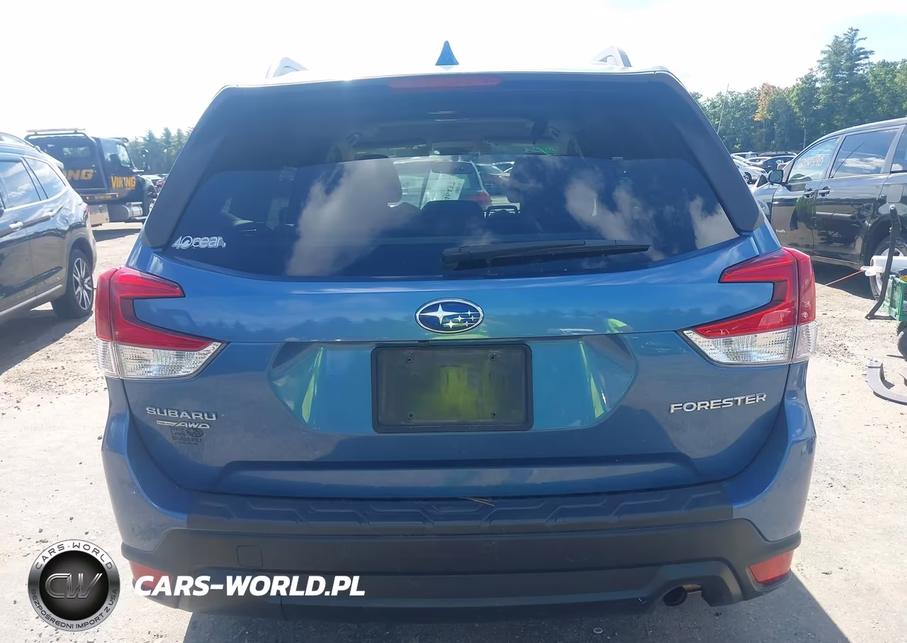 2021 Subaru Forester Premium VIN:JF2SKAJC0MH412154 - 17