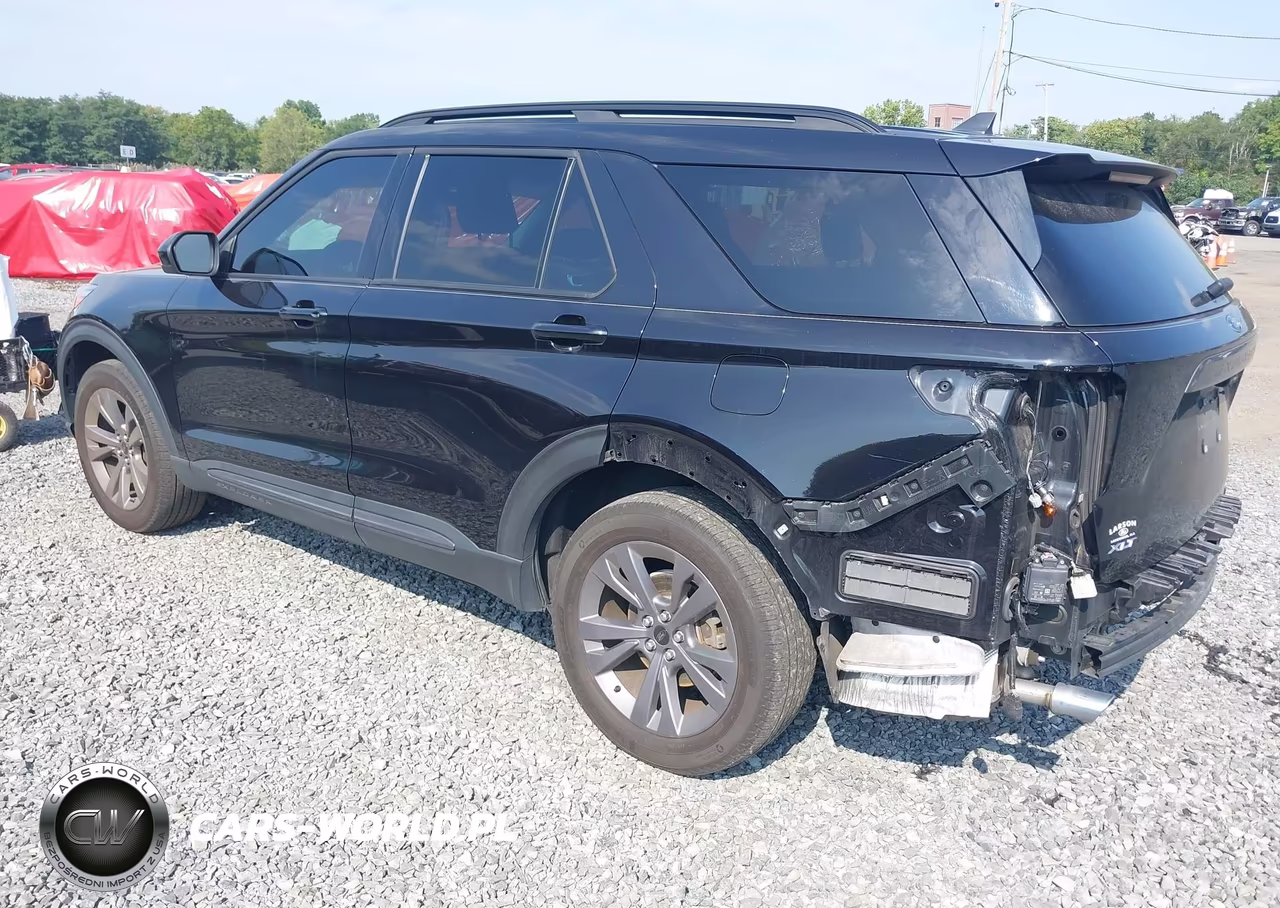 2022 Ford Explorer Xlt VIN:1FMSK8DH1NGB22359 - 3