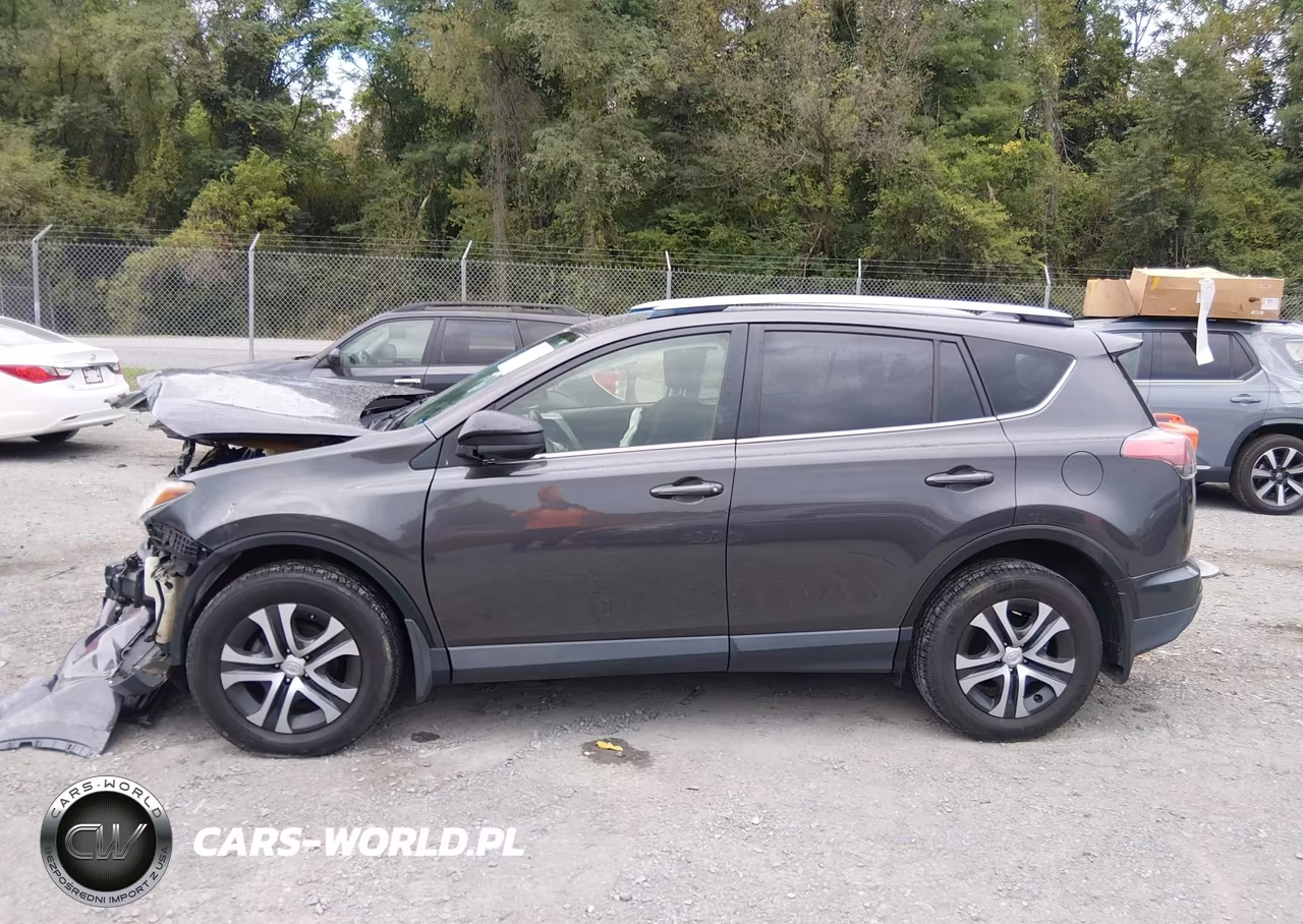 2017 Toyota Rav4 Le VIN:JTMBFREV0HJ136912 - 14