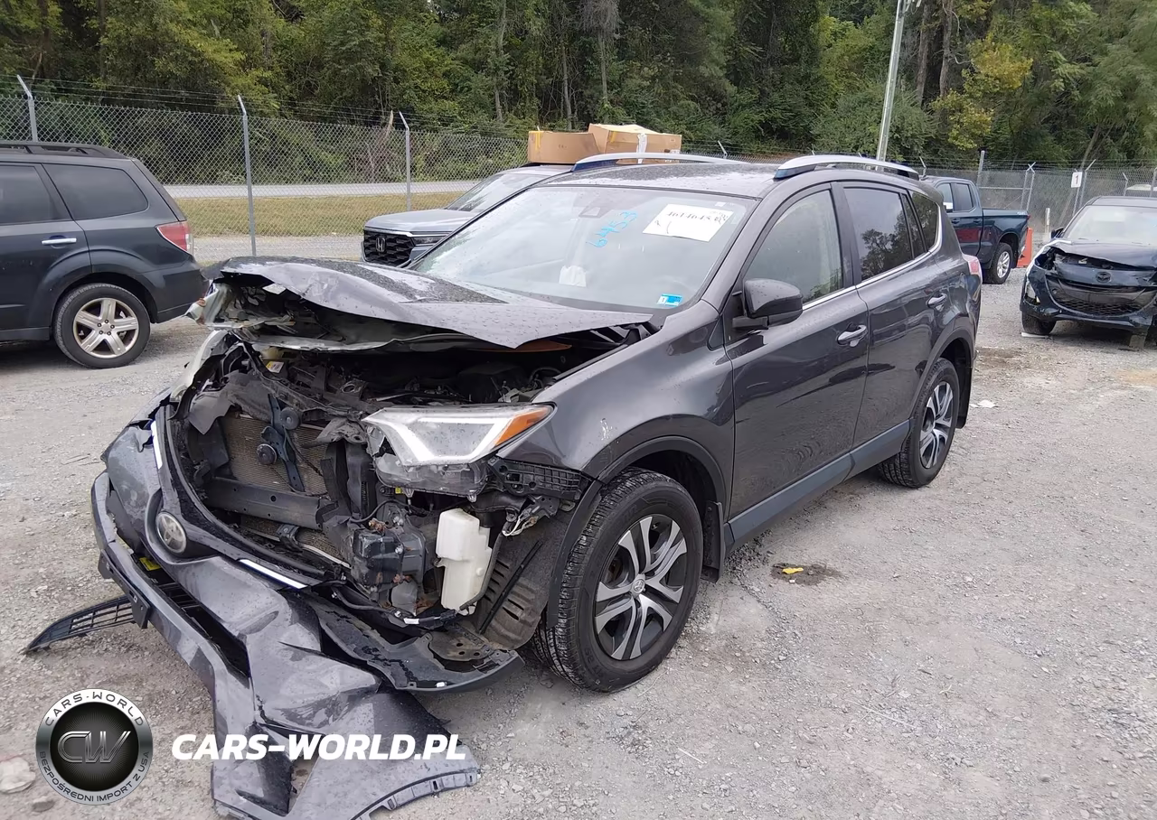 2017 Toyota Rav4 Le VIN:JTMBFREV0HJ136912 - 2