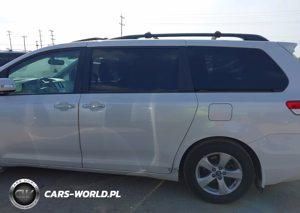 2014 Toyota Sienna Limited V6 7 Passenger VIN:5TDYK3DC8ES468663 - 15