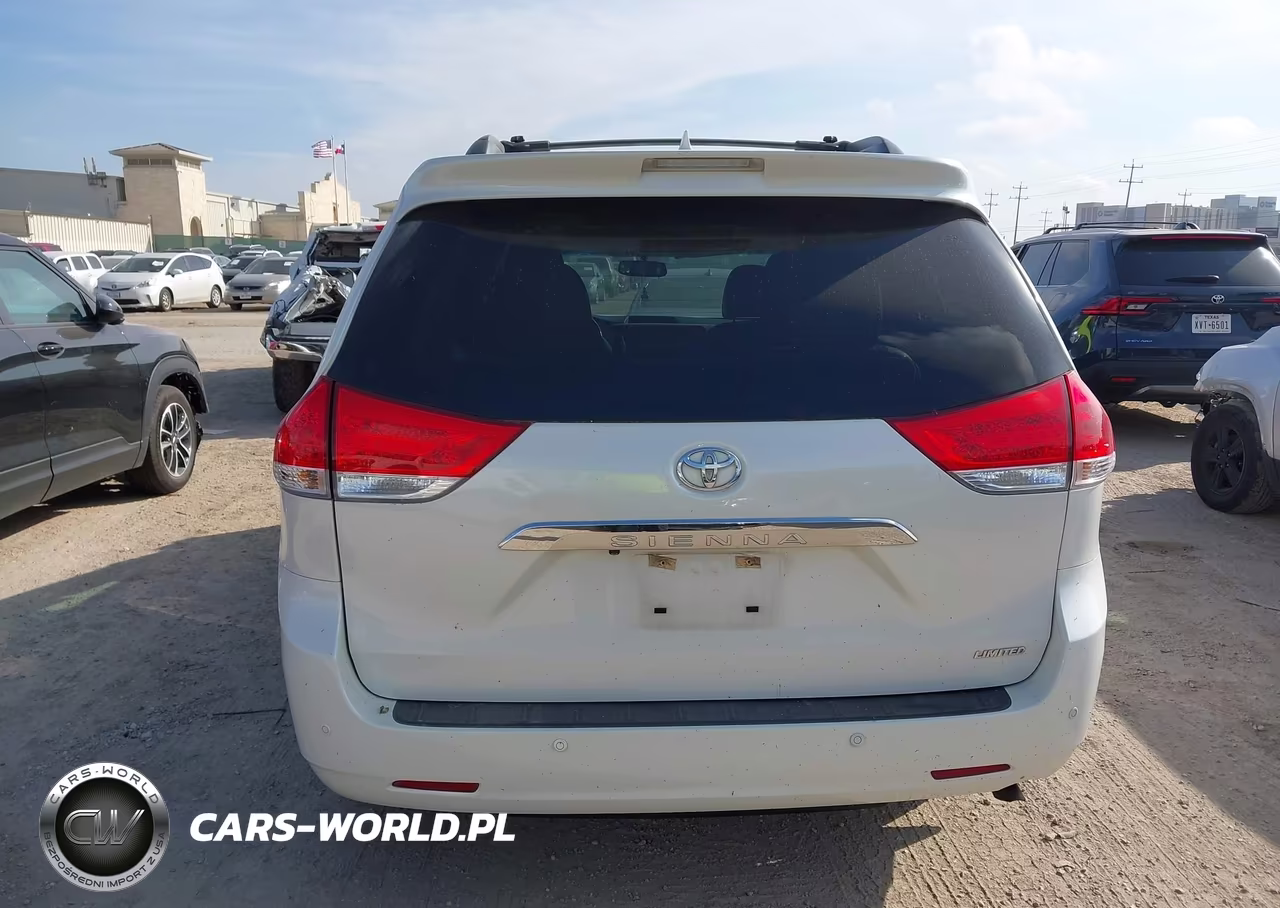 2014 Toyota Sienna Limited V6 7 Passenger VIN:5TDYK3DC8ES468663 - 17