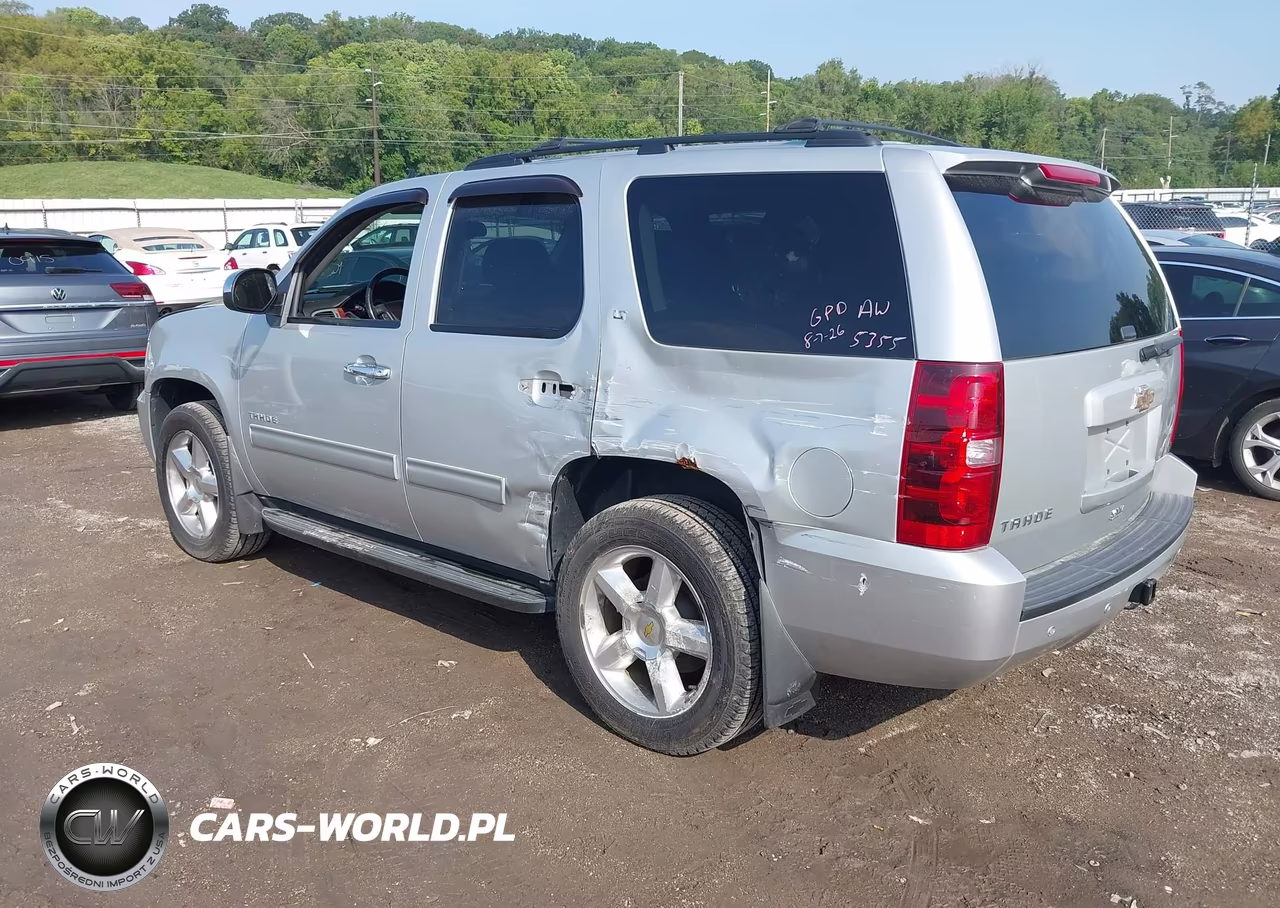 2010 Chevrolet Tahoe Lt VIN:1GNUCBE09AR182685 - 3