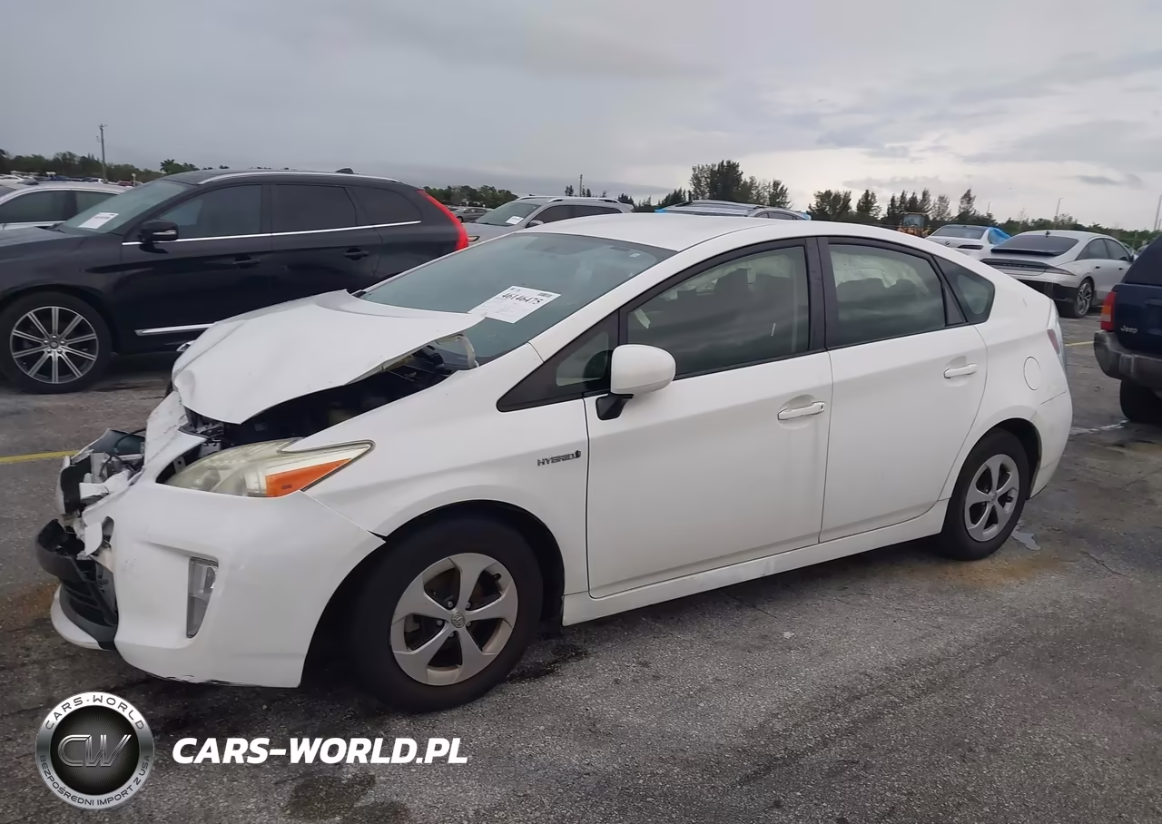 2013 Toyota Prius Two VIN:JTDKN3DU7D1620160 - 18
