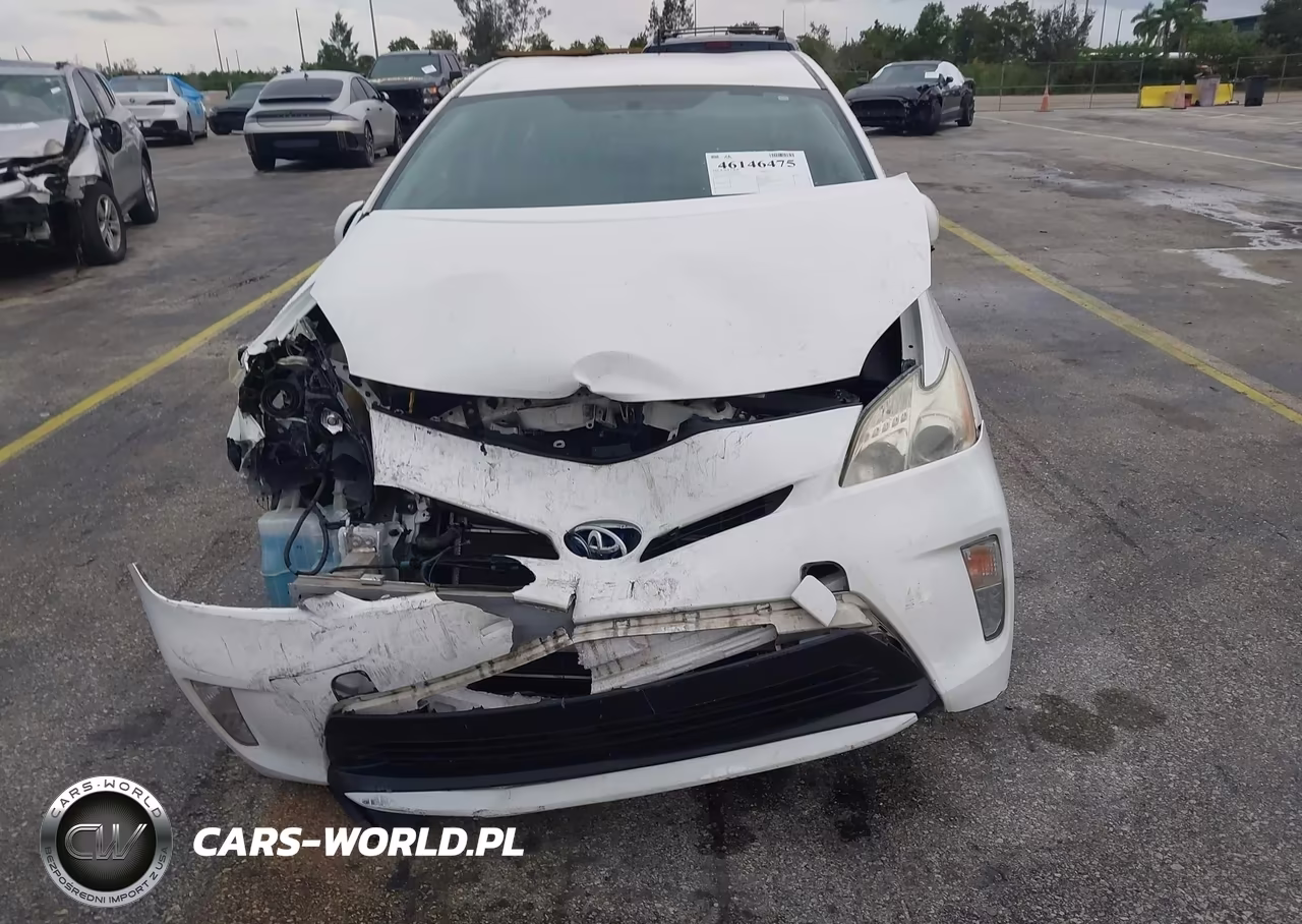 2013 Toyota Prius Two VIN:JTDKN3DU7D1620160 - 6