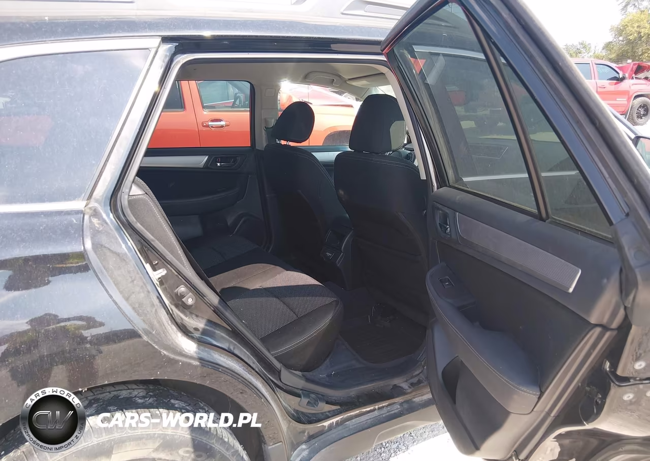 2018 Subaru Outback 2.5I Premium VIN:4S4BSAFC2J3368508 - 8