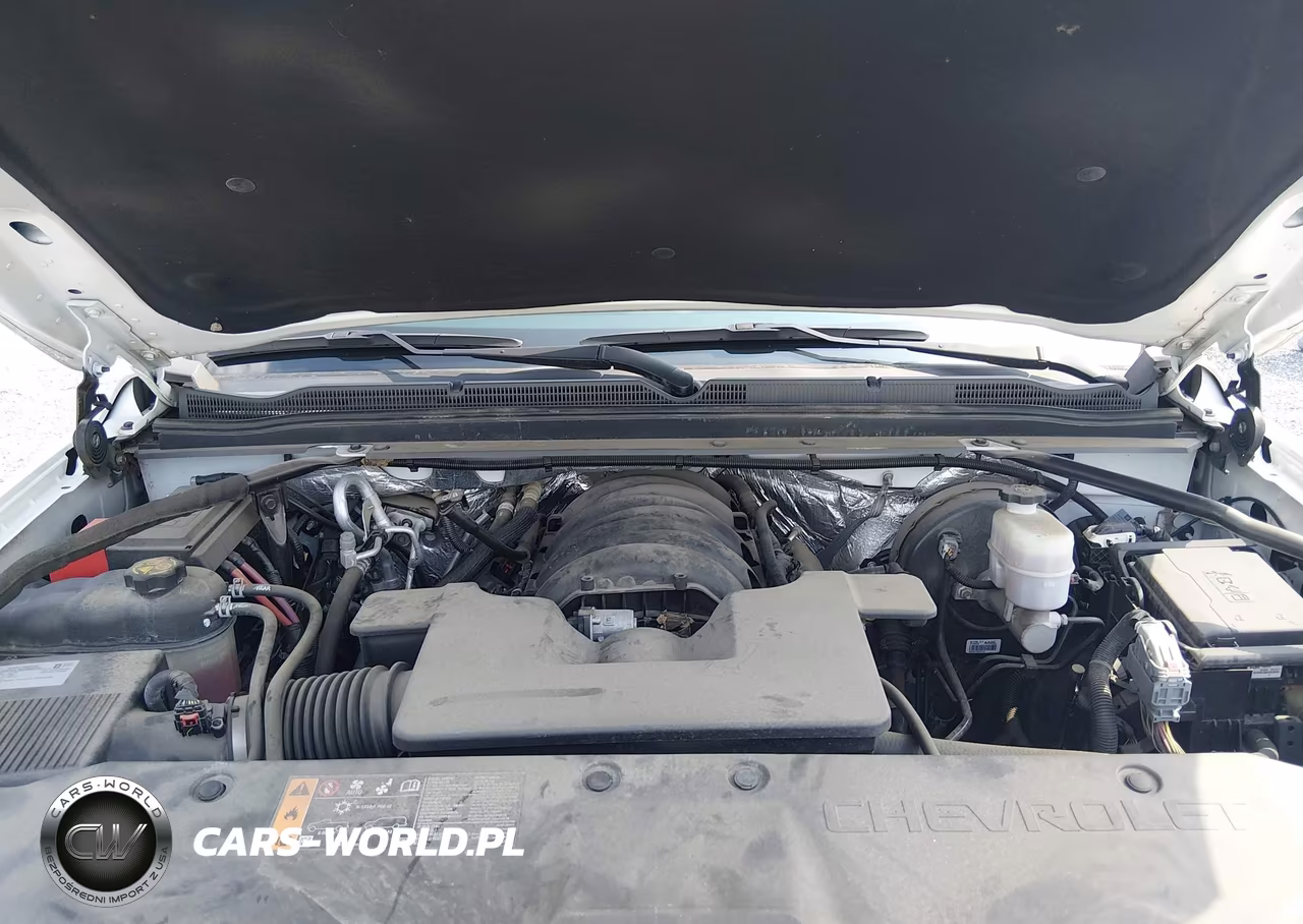2018 Chevrolet Tahoe Ls VIN:1GNSKAEC2JR336491 - 10