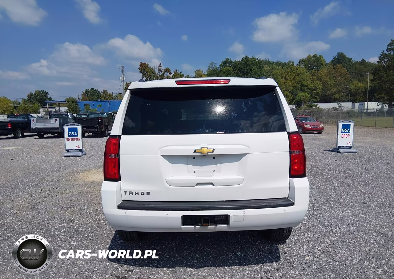 2018 Chevrolet Tahoe Ls VIN:1GNSKAEC2JR336491 - 17