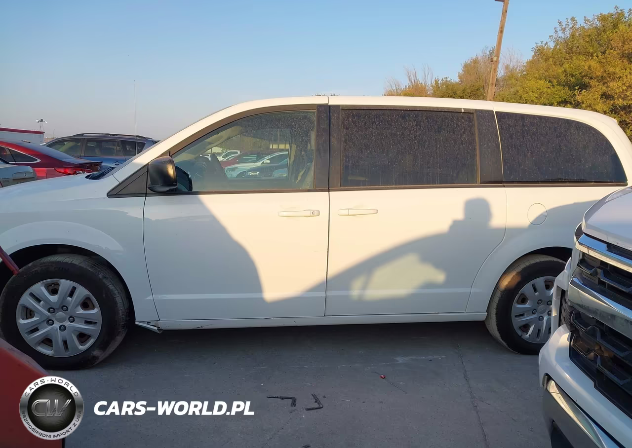 2018 Dodge Grand Caravan Se VIN:2C4RDGBG6JR180350 - 13