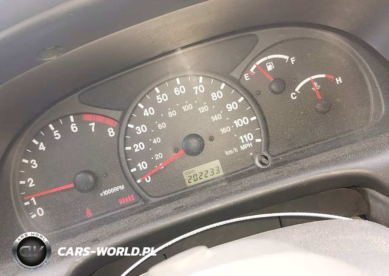 2002 Chevrolet Tracker Hard Top Base VIN:2CNBE13C026905835 - 7