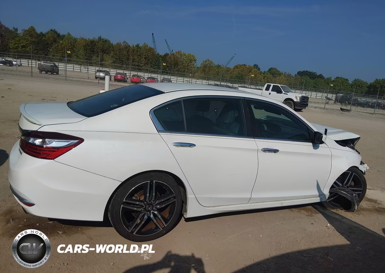 2016 Honda Accord Sport VIN:1HGCR2F51GA085888 - 14