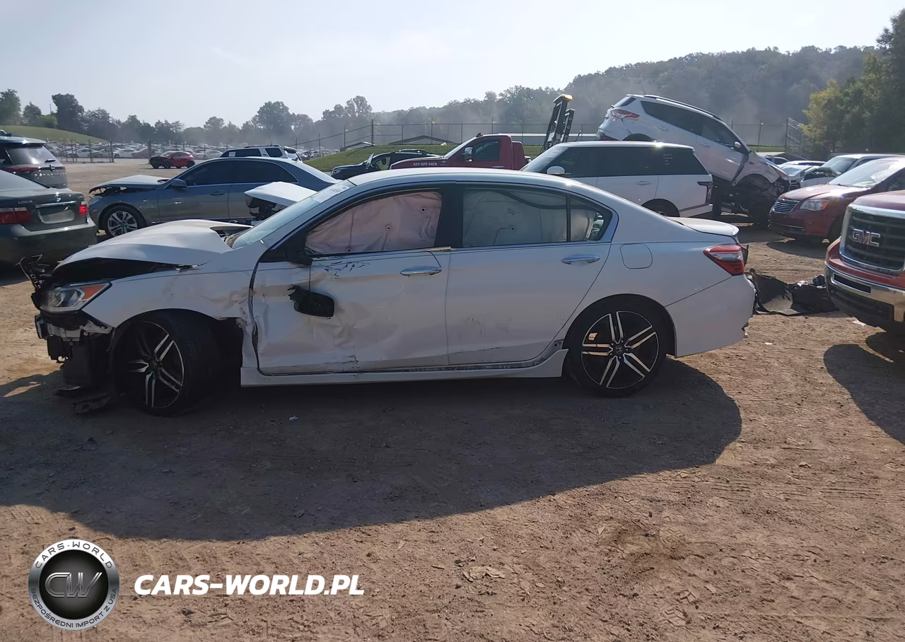 2016 Honda Accord Sport VIN:1HGCR2F51GA085888 - 15