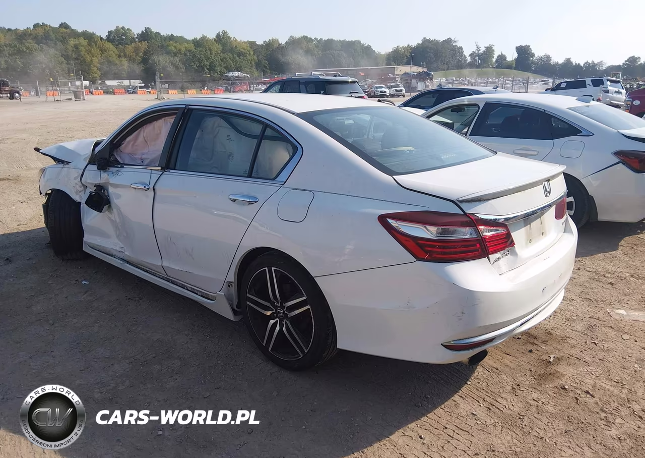 2016 Honda Accord Sport VIN:1HGCR2F51GA085888 - 3