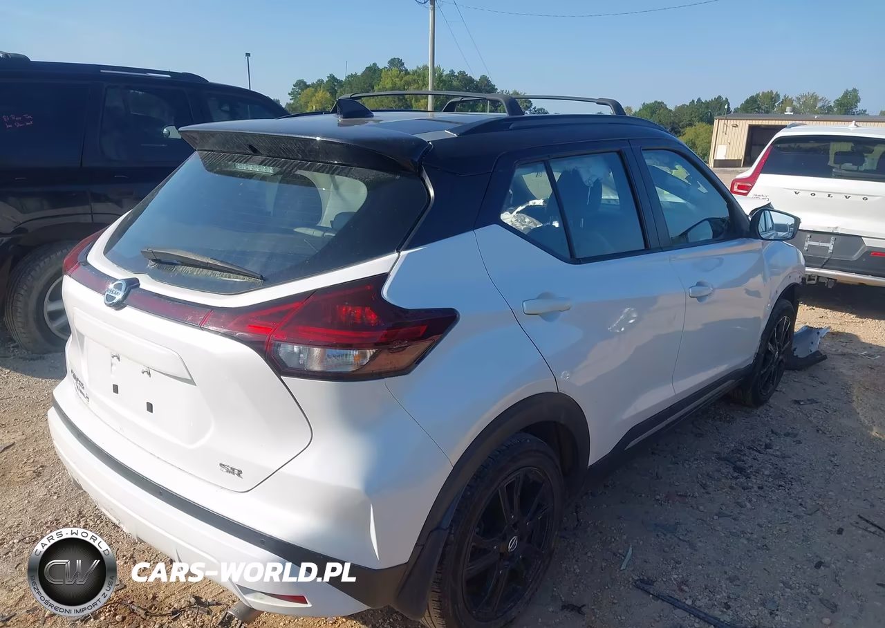 2021 Nissan Kicks Sr Xtronic Cvt VIN:3N1CP5DV6ML541318 - 4