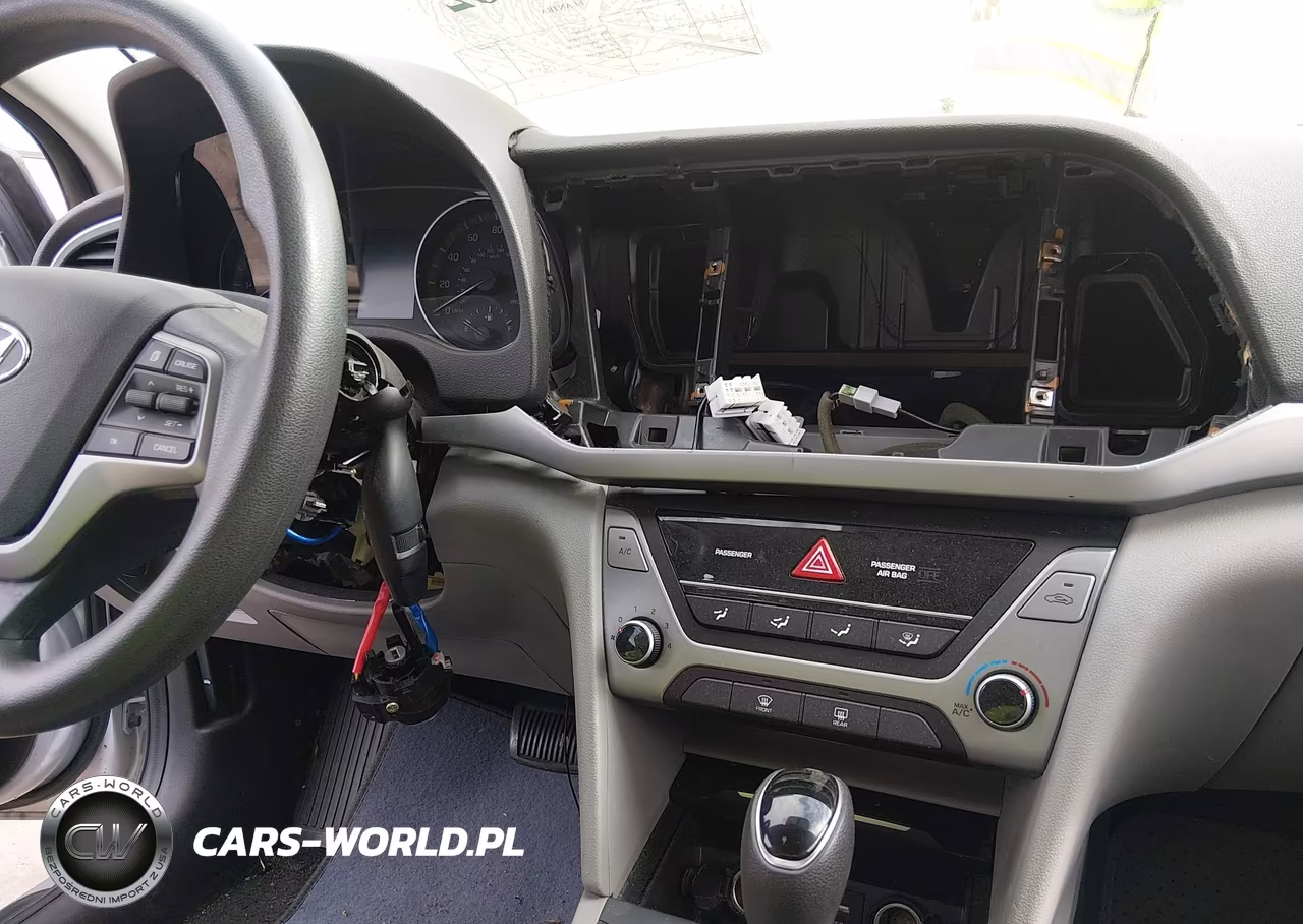 2018 Hyundai Elantra Sel VIN:5NPD84LF4JH294489 - 16
