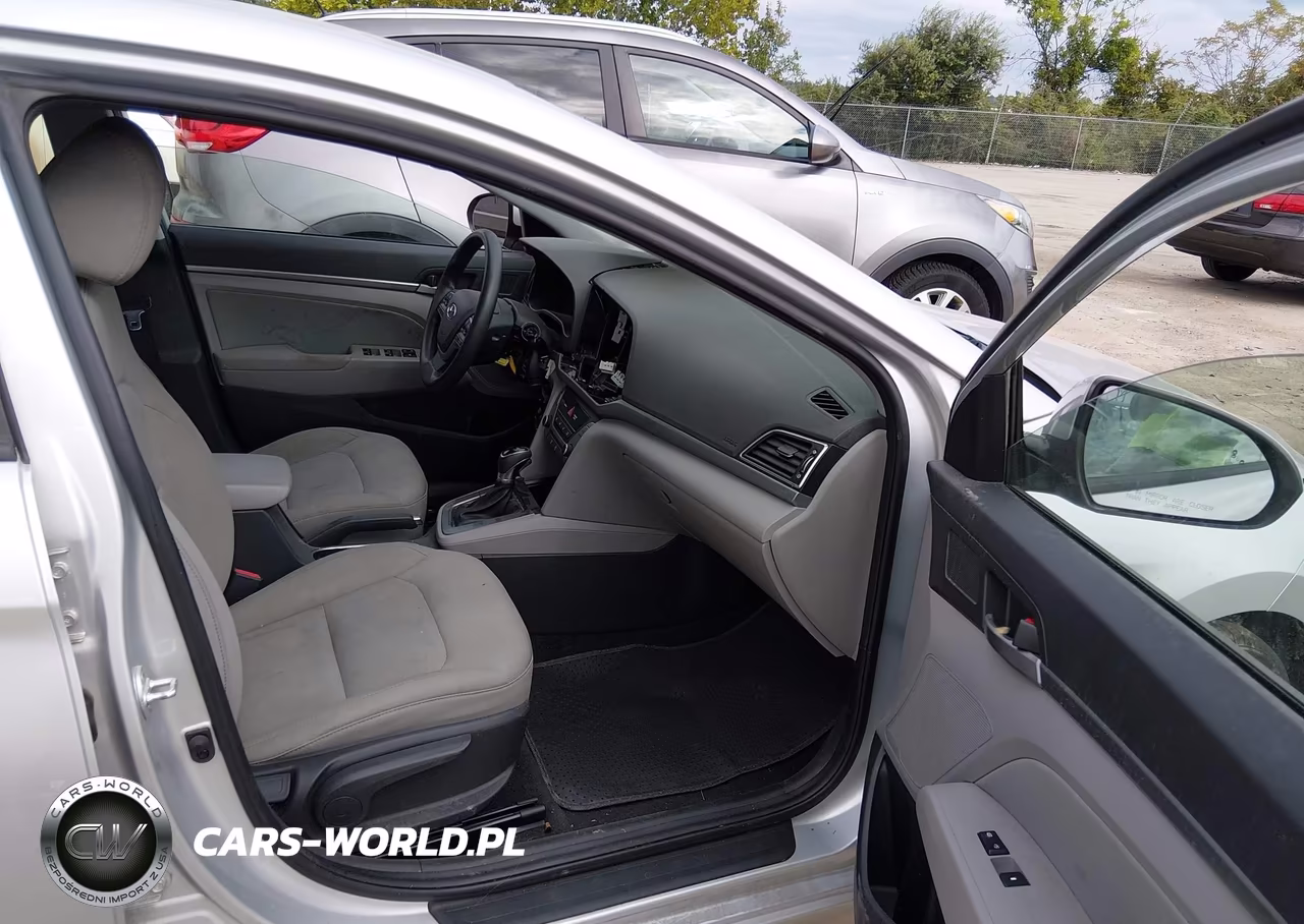 2018 Hyundai Elantra Sel VIN:5NPD84LF4JH294489 - 5