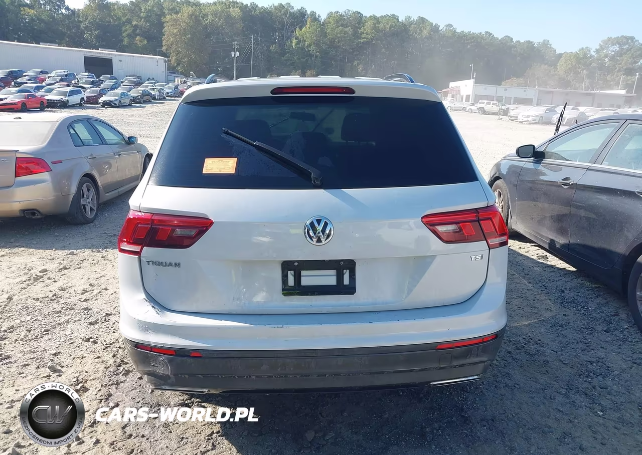 2018 Volkswagen Tiguan 2.0T S VIN:3VV1B7AX4JM095195 - 16