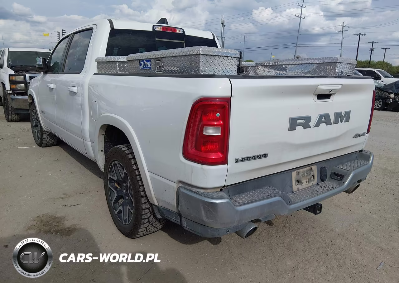 2026 Ram 1500 Laramie VIN:1C6SRFJP6TN309810 - 3