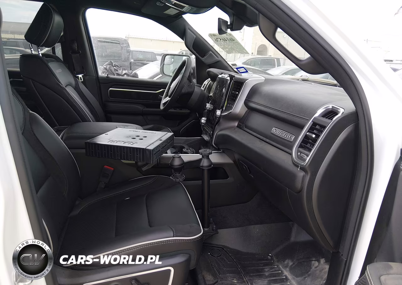 2026 Ram 1500 Laramie VIN:1C6SRFJP6TN309810 - 5