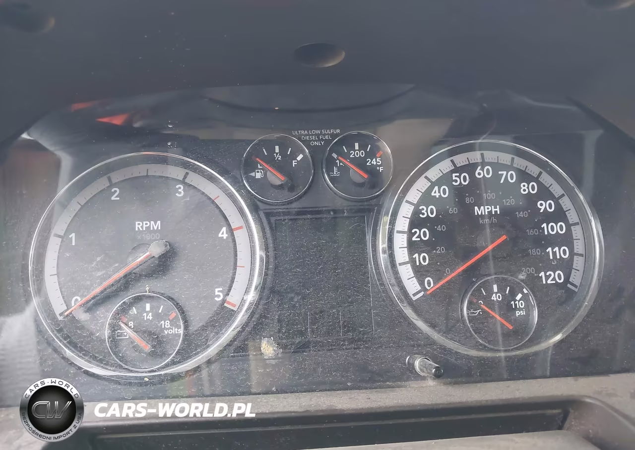 2011 Ram Ram 3500 Laramie VIN:3D73Y4CL5BG583639 - 5