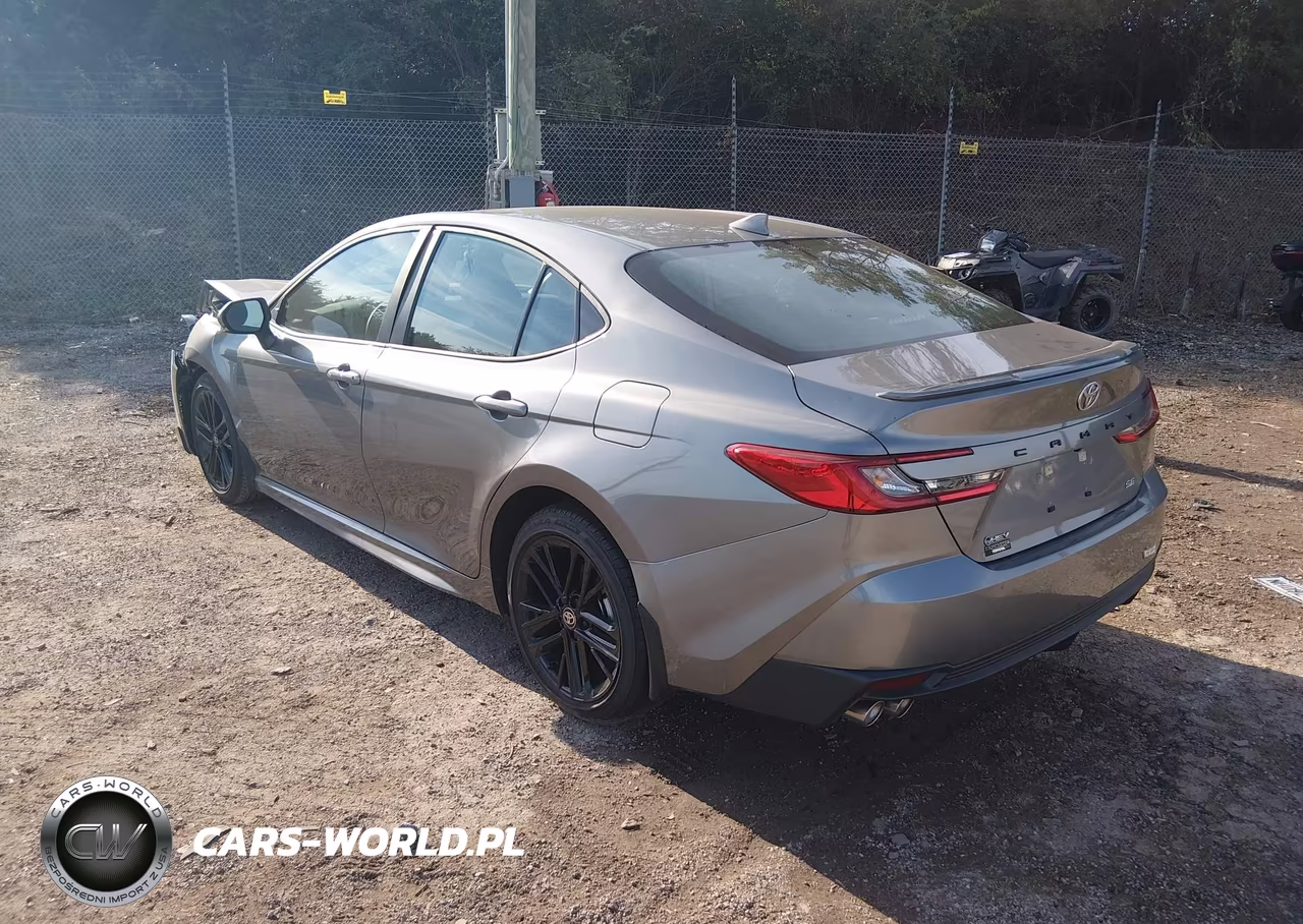 2026 Toyota Camry Se VIN:4T1DAACK6TU326587 - 3