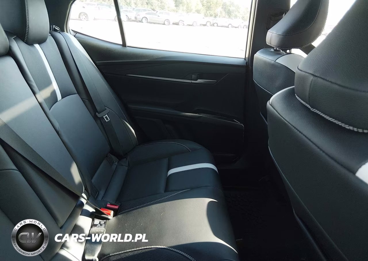 2026 Toyota Camry Se VIN:4T1DAACK6TU326587 - 8