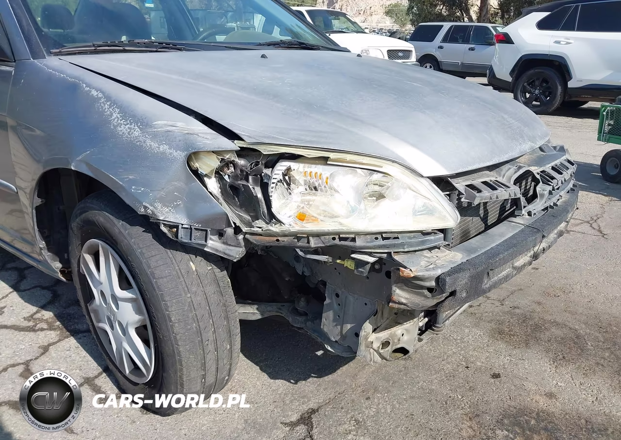 2005 Honda Civic Vp VIN:2HGES16375H586790 - 12