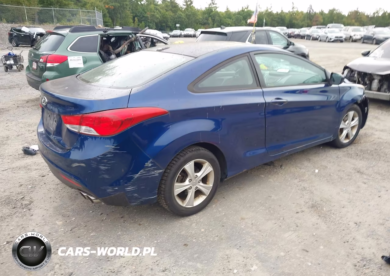 2013 Hyundai Elantra Gs VIN:KMHDH6AE5DU011254 - 4
