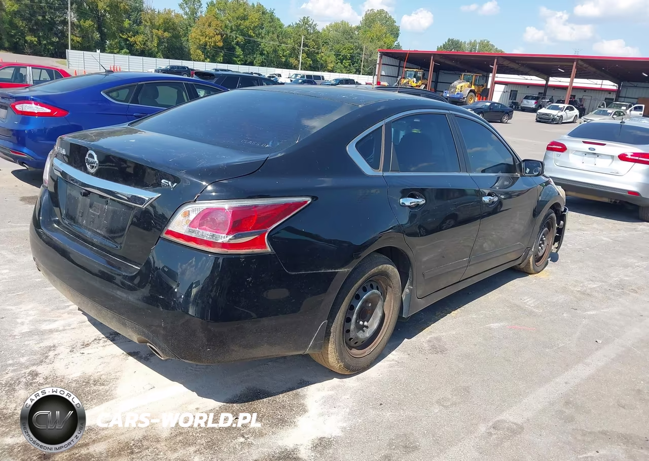 2015 Nissan Altima 2.5 S VIN:1N4AL3APXFC186006 - 4
