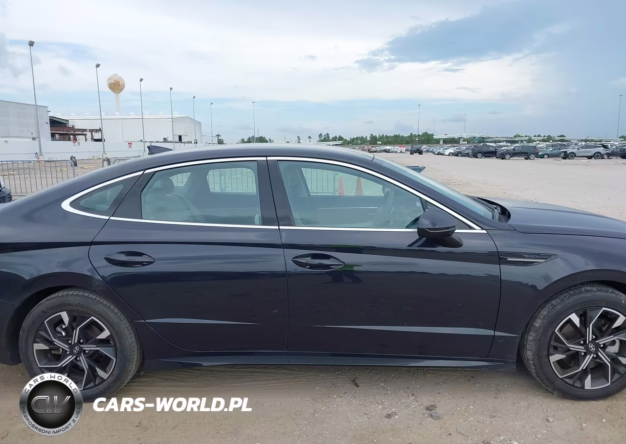 2025 Hyundai Sonata Sel VIN:KMHL64JA0SA502090 - 13