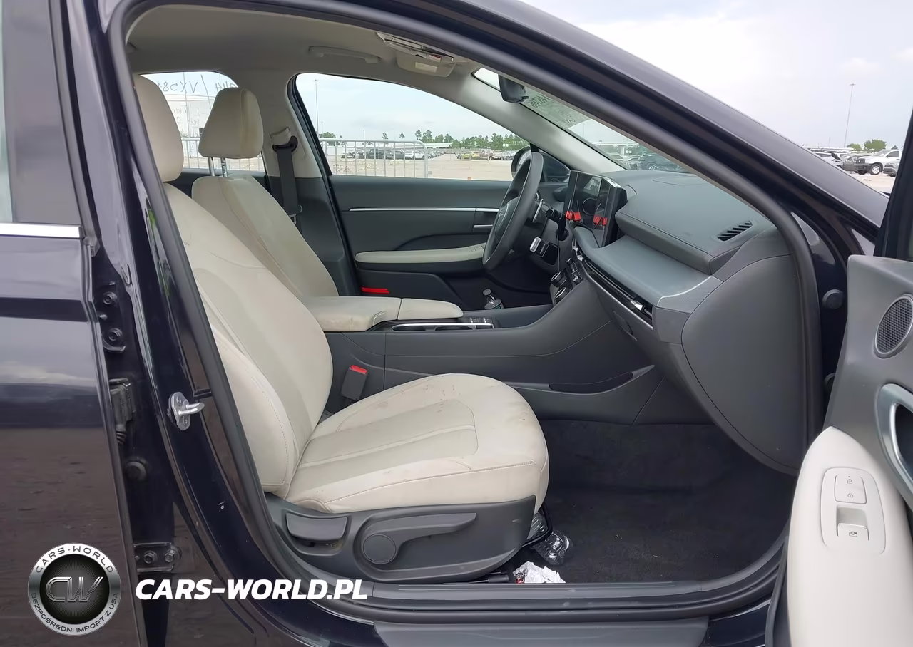 2025 Hyundai Sonata Sel VIN:KMHL64JA0SA502090 - 5
