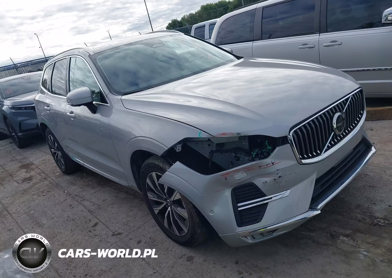 2023 Volvo Xc60 B5 Plus Bright Theme