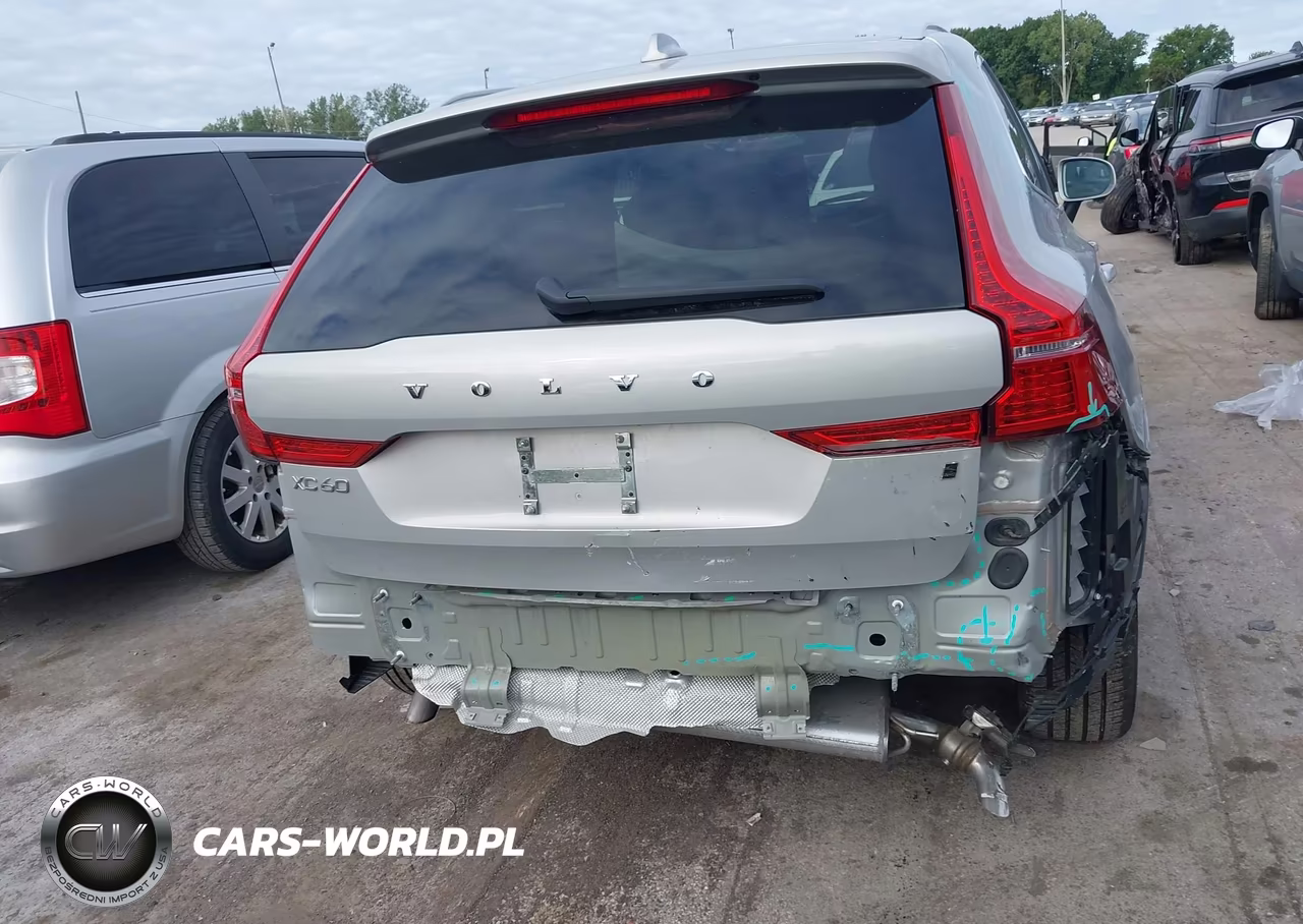 2023 Volvo Xc60 B5 Plus Bright Theme VIN:YV4L12RN2P1332740 - 17